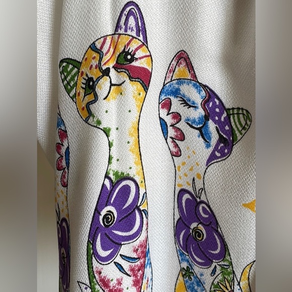 Cat Lovers Scarf or Shawl. - Picture 13 of 13